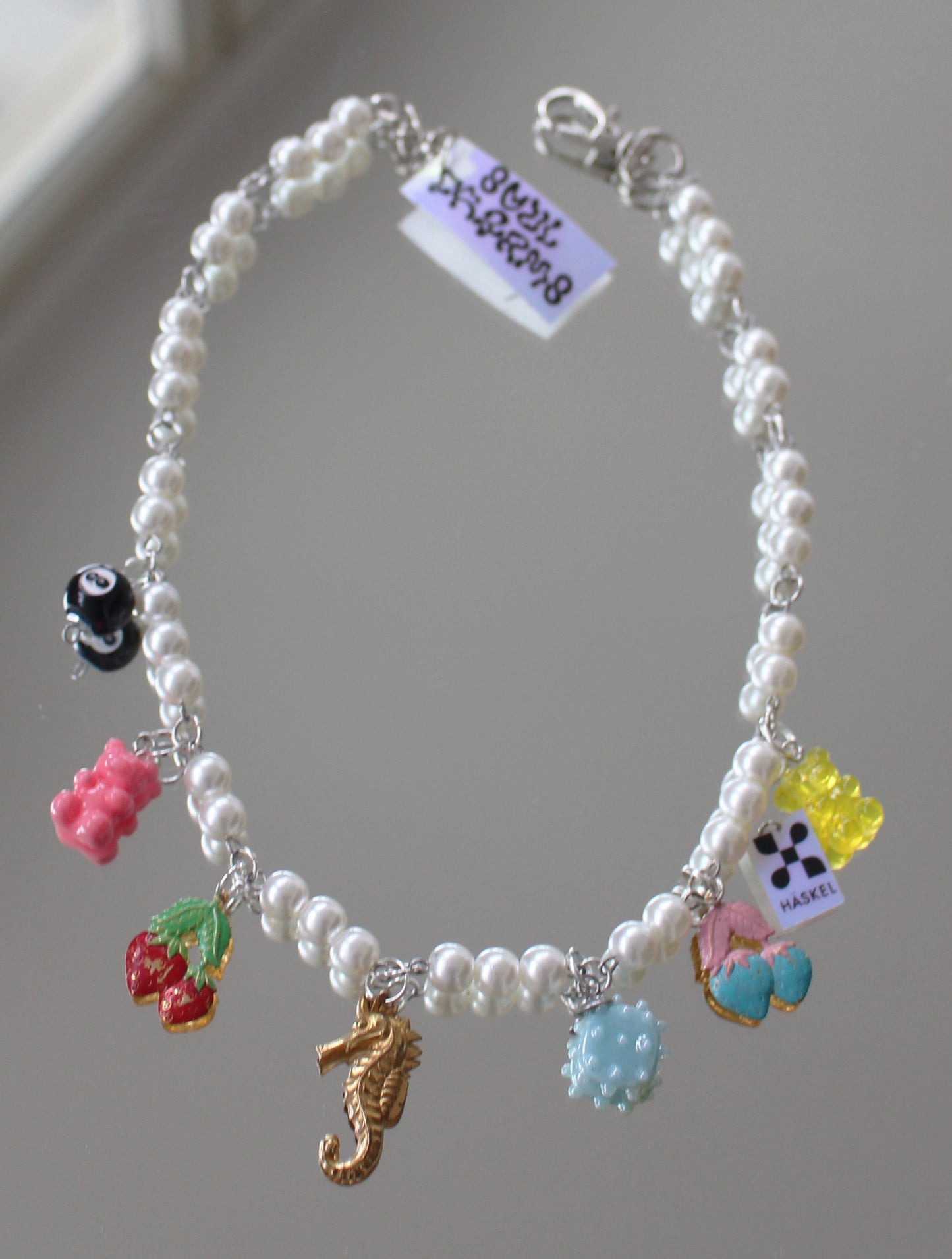 A ACHARM SEAHORSE NECKLACE