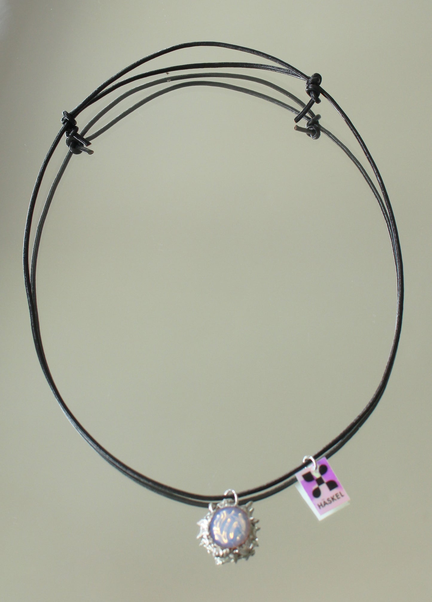 A ACHKER 2 CHOKER