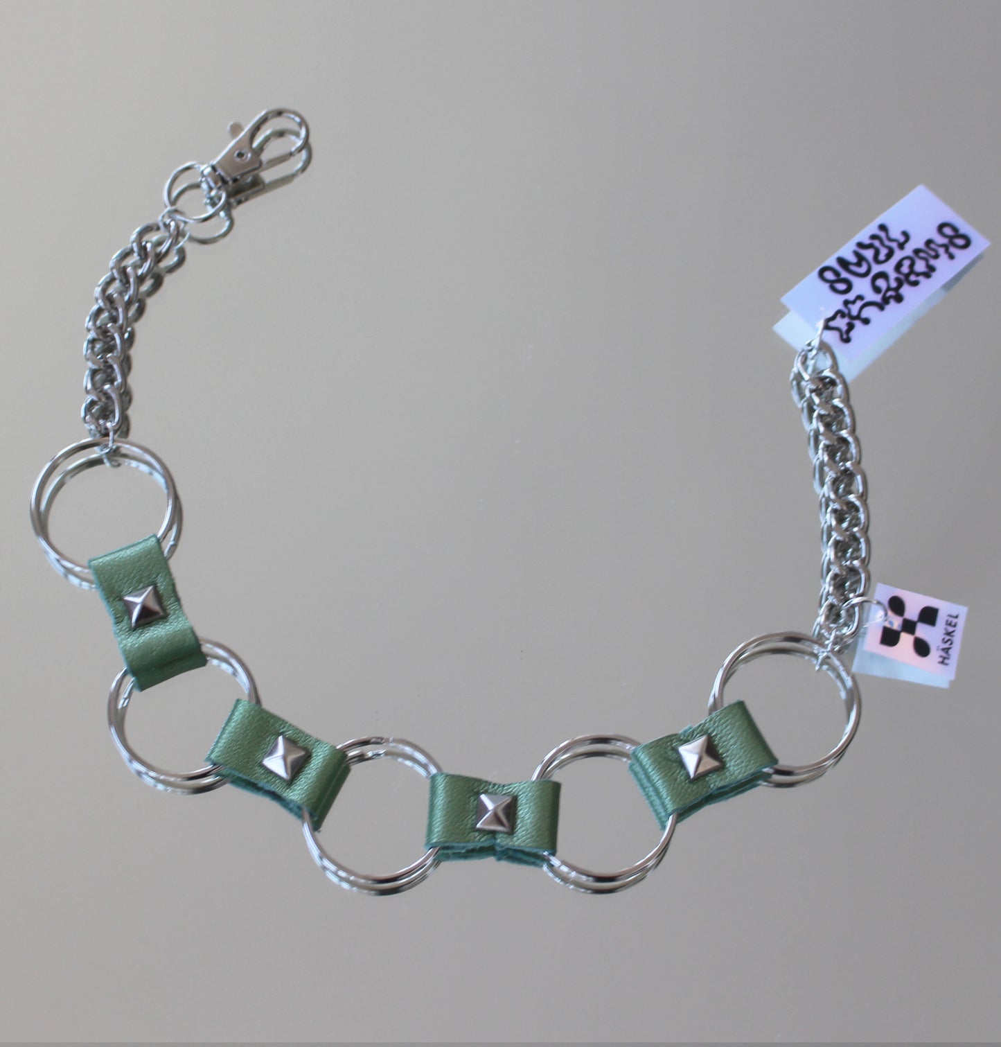 A AB ACHOKER GREEN CUADRADO CHOKER
