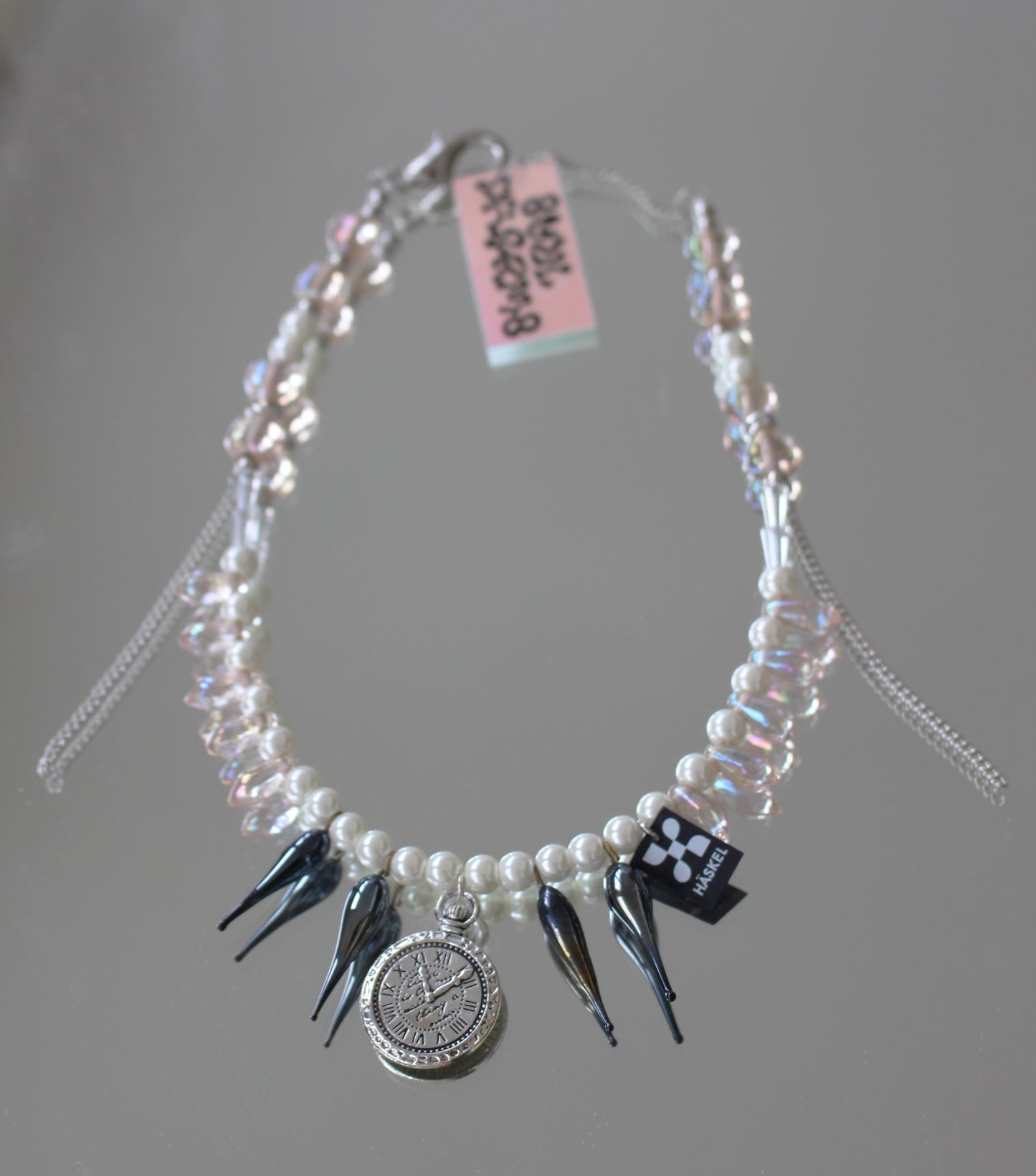 A ASTER SMILE 02 NECKLACE