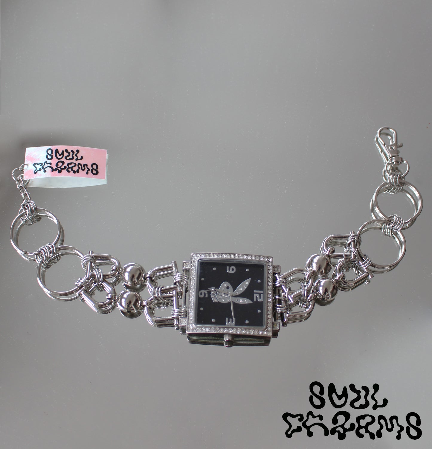 A APLAYBOY O´ CLOCK NECKLACE
