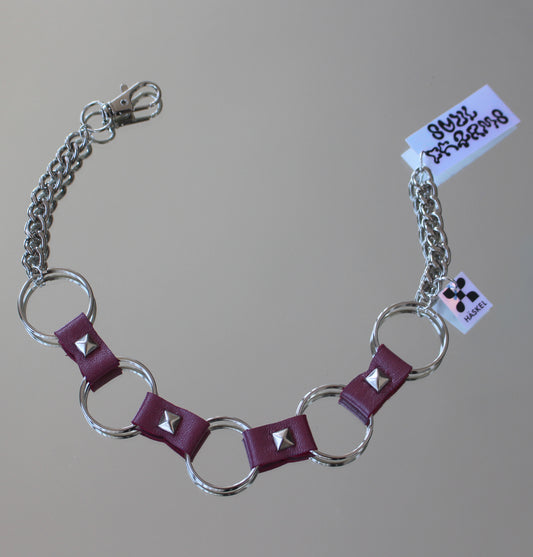 A AB ACHOKER MORADO CUADRADO CHOKER