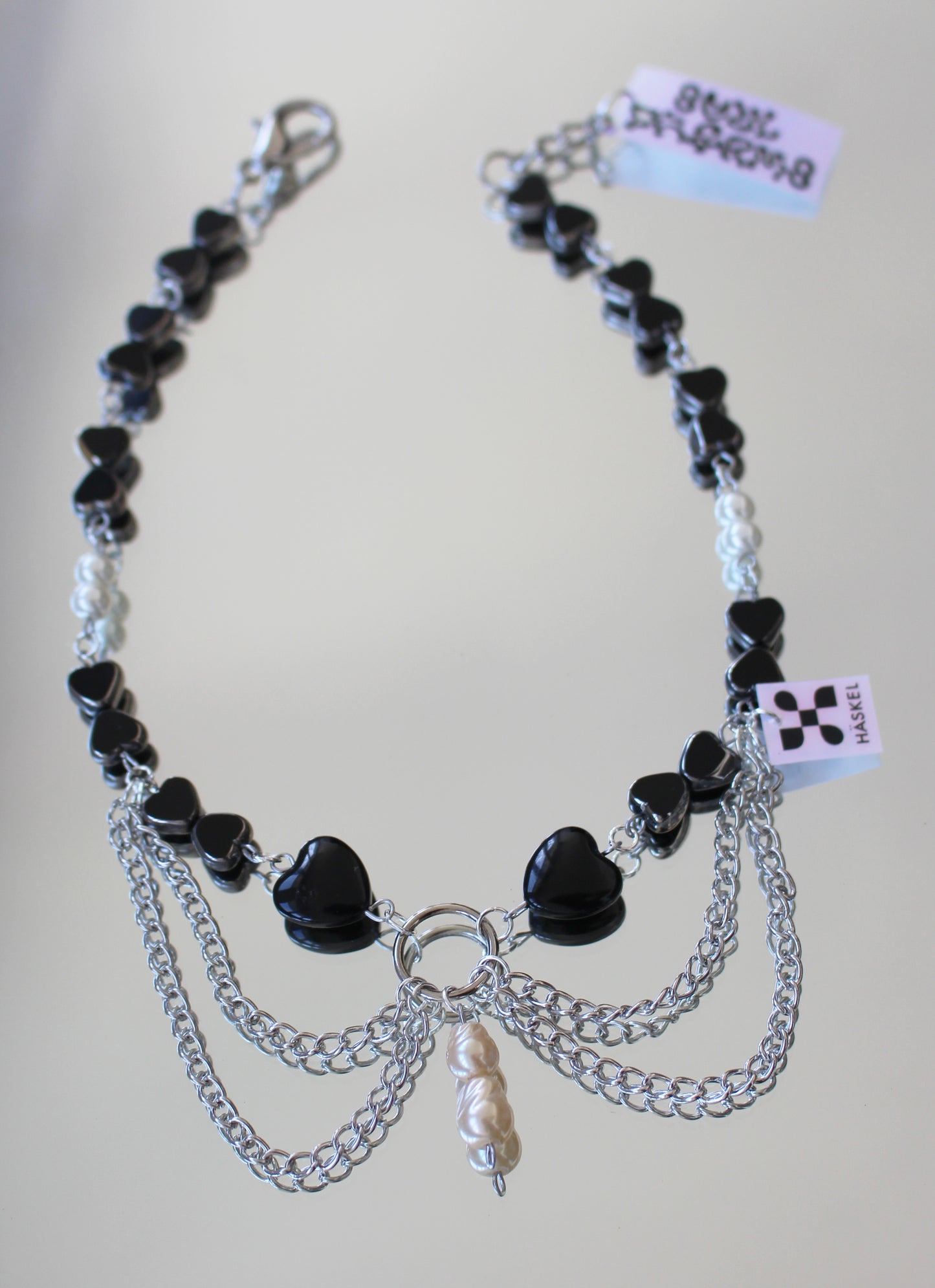 A ABB PANTHER DOUBLE PEARL CHOCKER