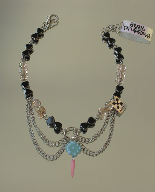 A AB AENGARZE CAKE BLUE CHoKER