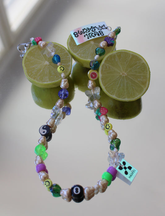 A TIE LIME NECKLACE