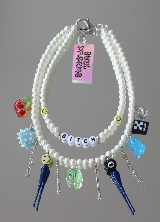 A MURMEL NECKLACE