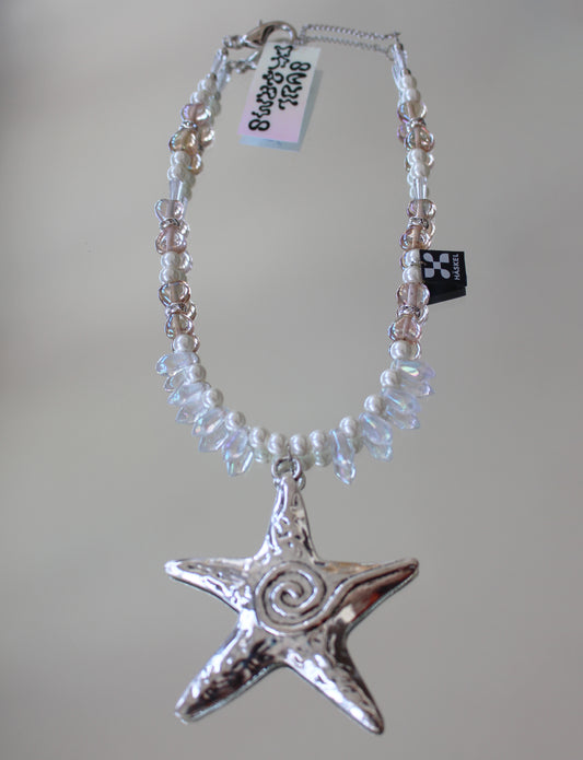 A ASTER SMILE 044 STAR NECKLACE