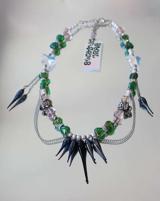 A THREE FICE TEARS NECKLACE