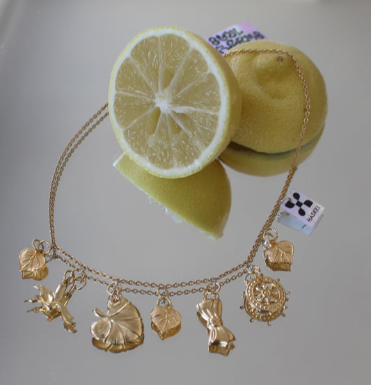 A  GLDEN RAIN CHARM NECKLACE