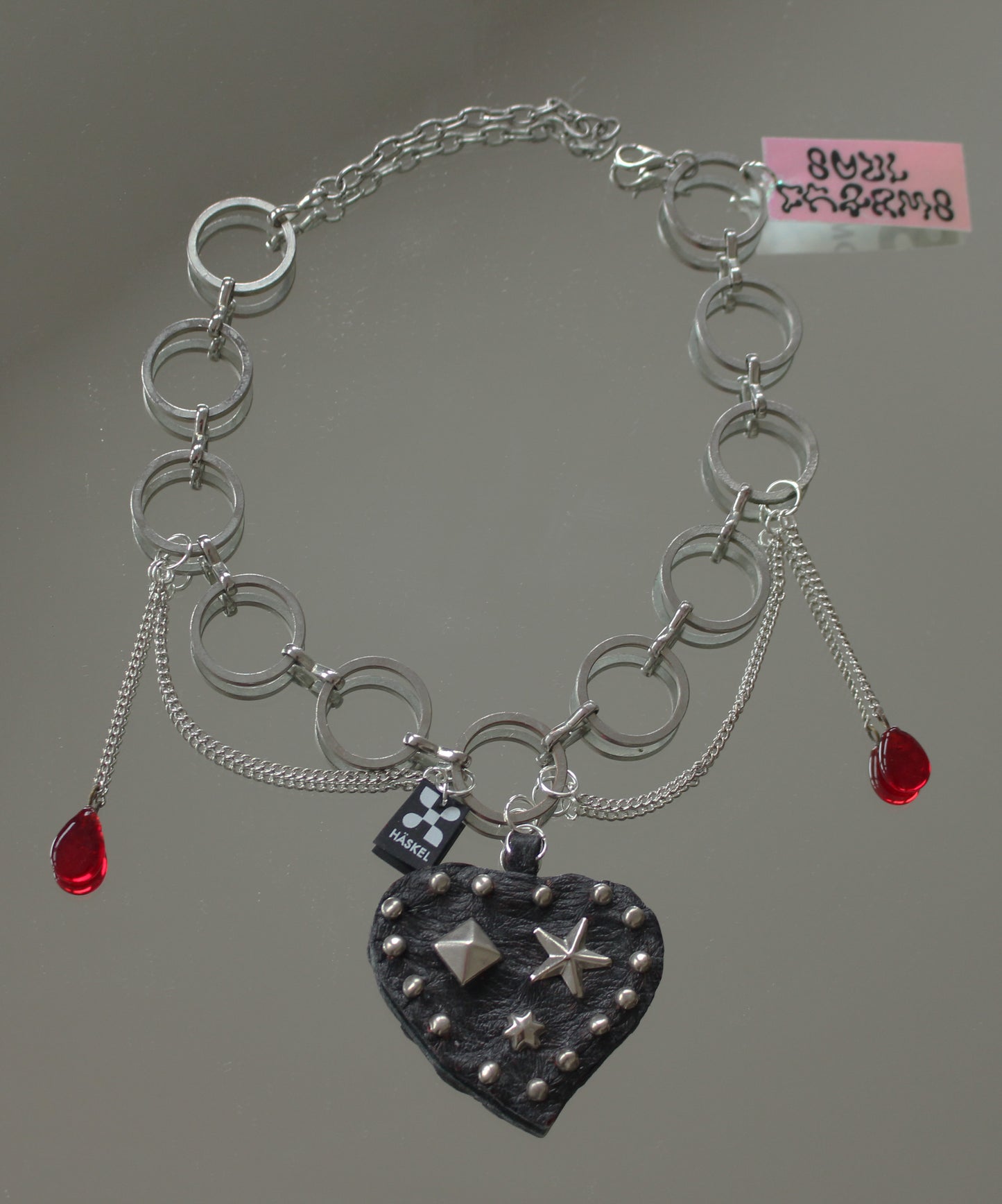 AMOR MAU NECKLACE
